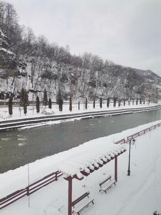 Noah Apartment Uricani  ภายนอก รูปภาพ